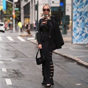 🖤REVOLVE Chic Black Cut-Out Dress